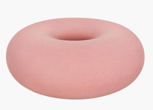 Roze donut poef (Boa Pouf), Huis en Inrichting, Banken | Voetenbanken en Poefen, Zo goed als nieuw, Minder dan 50 cm, 100 tot 125 cm