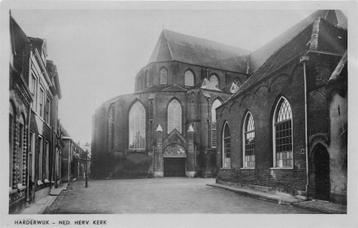 (387-039-025) Harderwijk Kerk beschikbaar voor biedingen