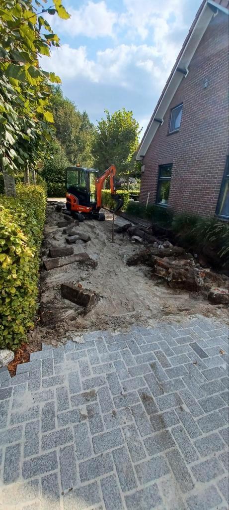 Minigraver en minishovel met machinist voor grond en sloop, Tuin en Terras, Zand, Nieuw, Ophalen