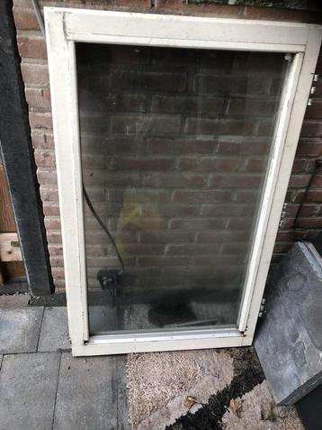 Raam 69,5 x 110 cm Dubbelglas beschikbaar voor biedingen