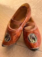 Klompen maat 22 met fries paard kleur bruin., Jongen of Meisje, Overige typen, Ophalen of Verzenden, Zo goed als nieuw