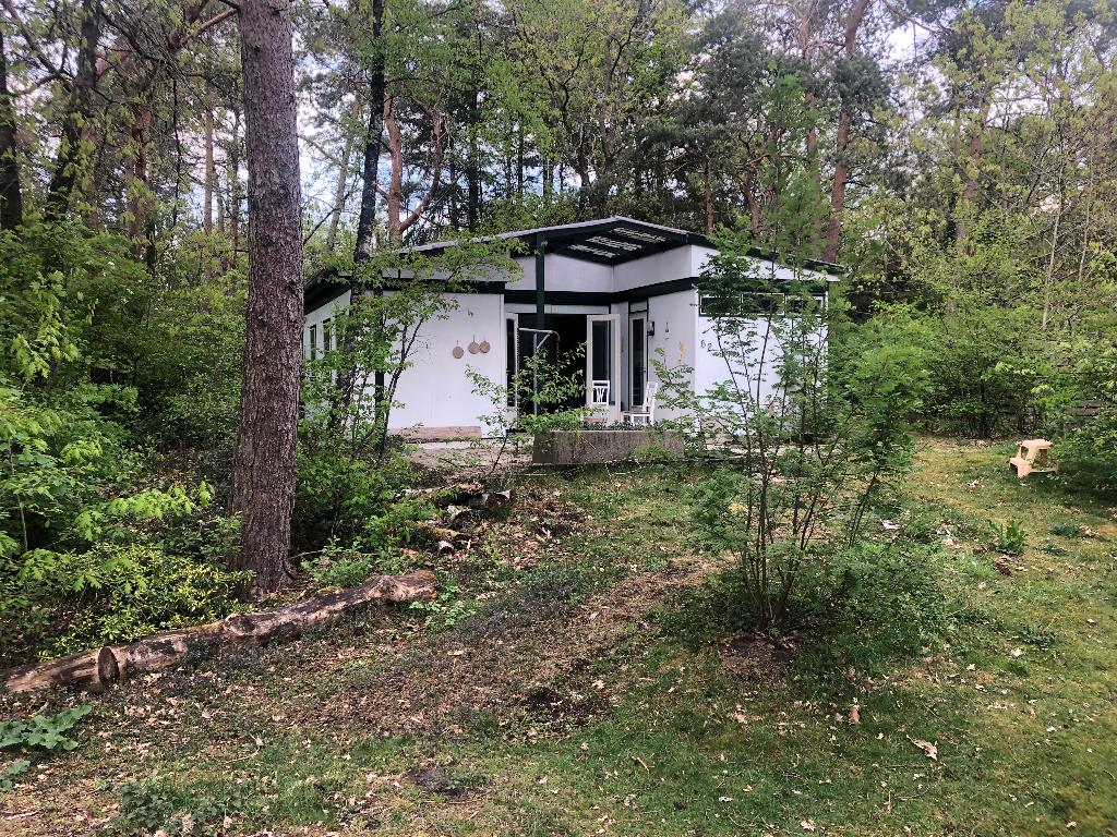 Vakantiehuisje Veluwe op kleinschalig vakantiepark, In bos, Recreatiepark, Gelderland en Veluwe, Eigenaar