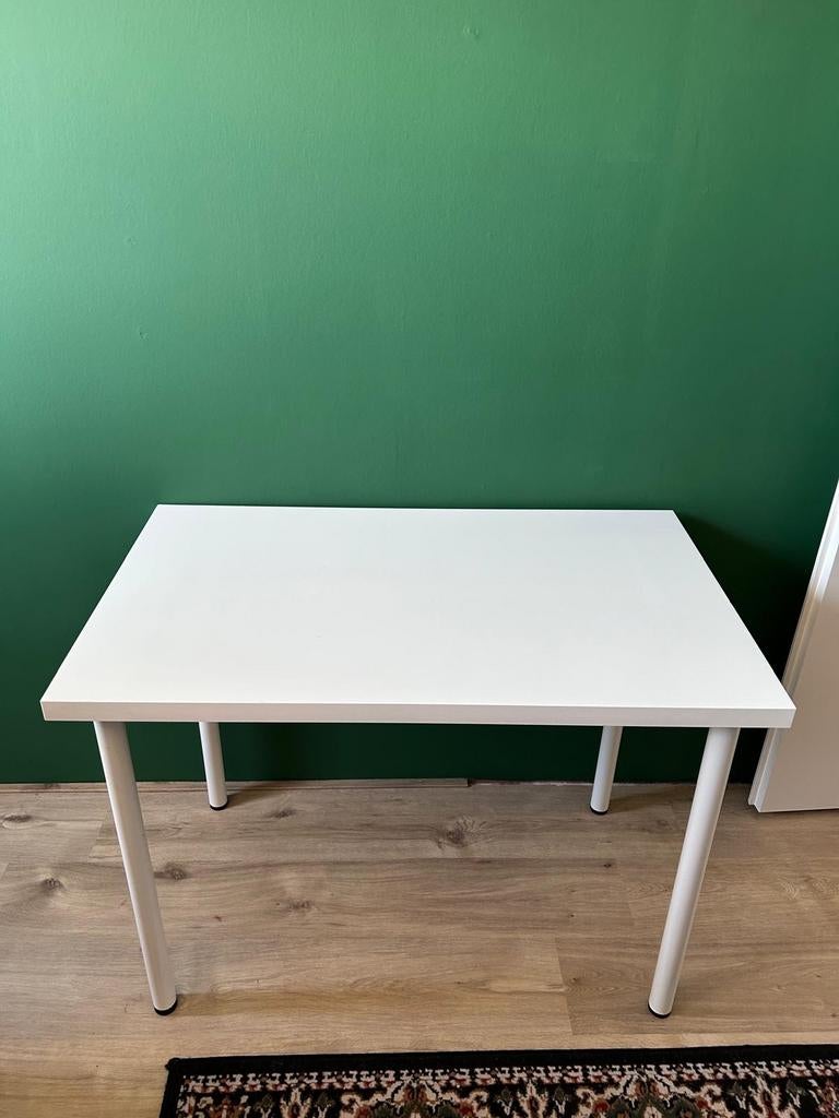 Ikea bureau / Ikea tafel: Adils en Linnmon, Ophalen