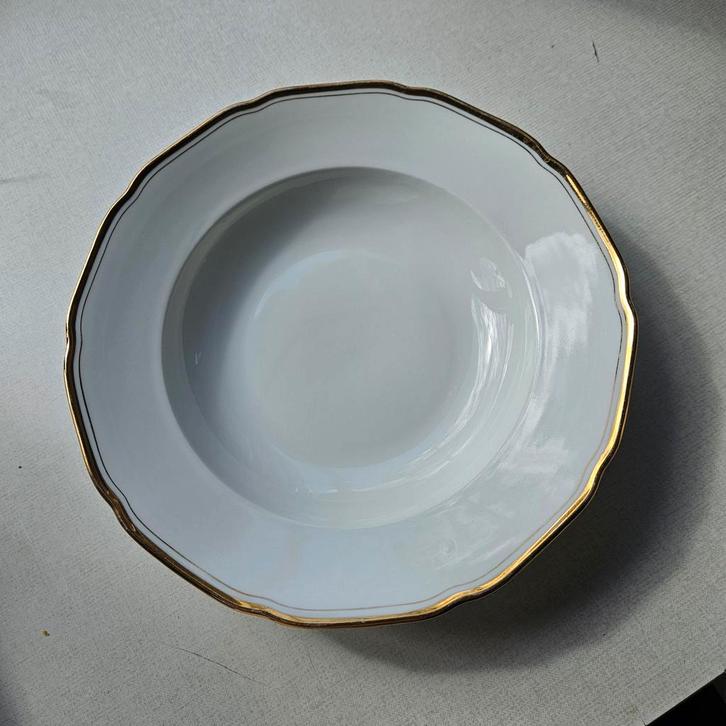 Wit service met gouden rand, Antiek en Kunst, Antiek | Servies los, Ophalen