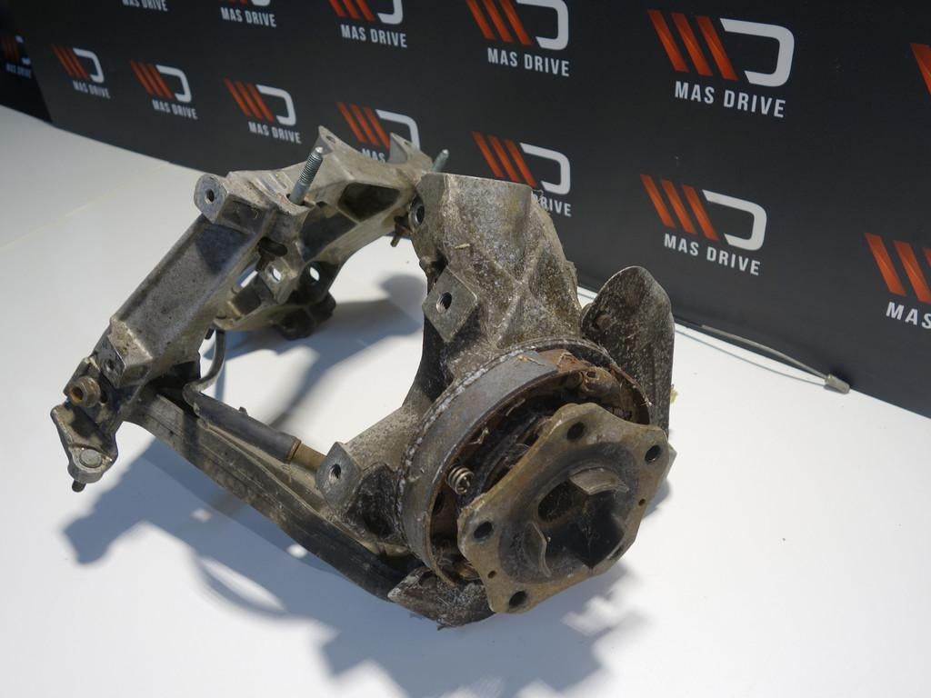 Porsche 986 boxster wielnaaf + subframe links achter, Gebruikt