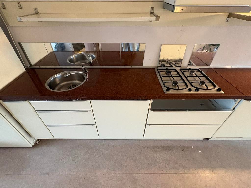 Bruynzeel GranietenKeukenbladmet, Wasbak & Gasfornuis, Ophalen, Gebruikt, Minder dan 100 cm, Rood