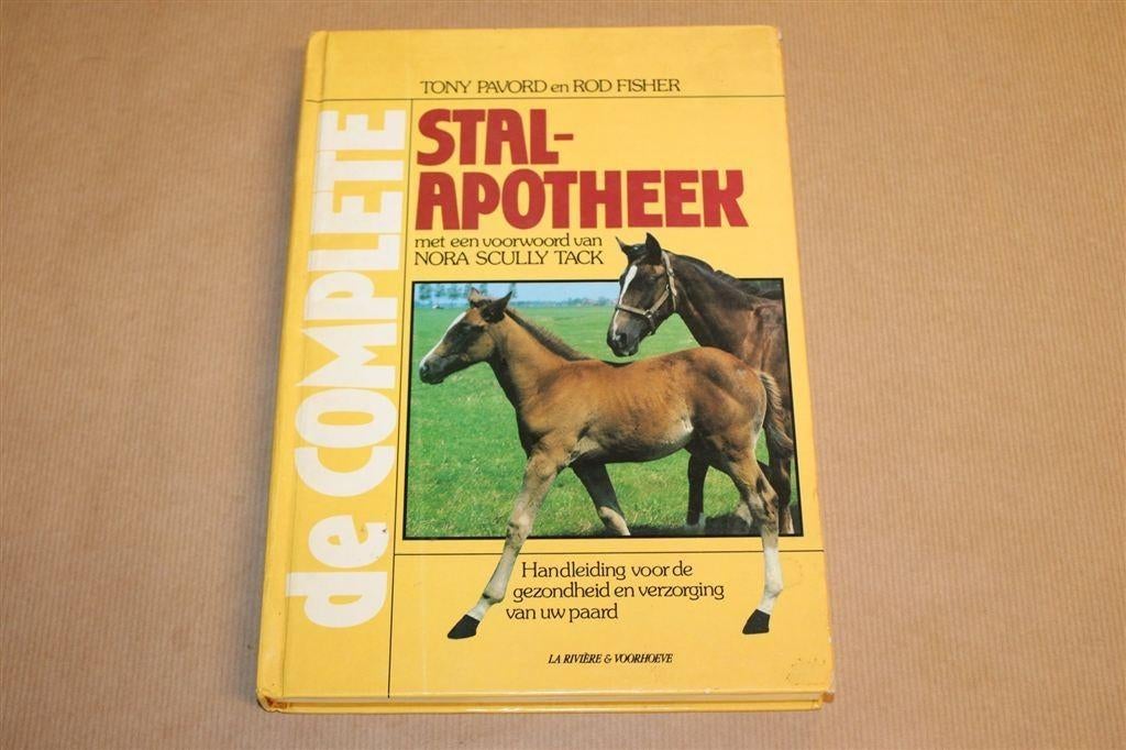 De Complete Stalapotheek — Gezondheid & Verzorging Paard, Boeken, Ophalen of Verzenden, Gelezen, Paarden of Pony's