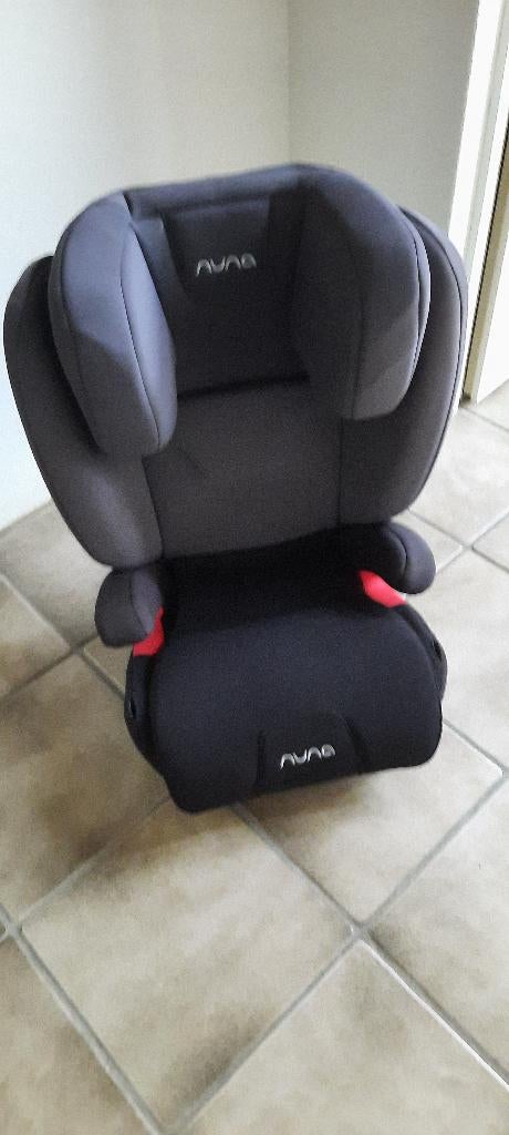 Autokinderstoeltje, Kinderen en Baby's, Autostoeltjes, Autogordel of Isofix, 15 t/m 36 kg, Zo goed als nieuw, Verstelbare rugleuning