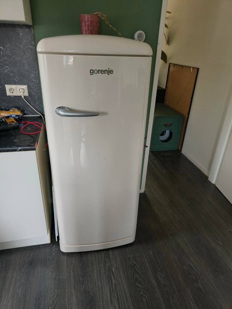 Gorenje retro koelkast met vriesvak, Witgoed en Apparatuur, Koelkasten en IJskasten, 200 liter of meer, Ophalen, Gebruikt, Met vriesvak