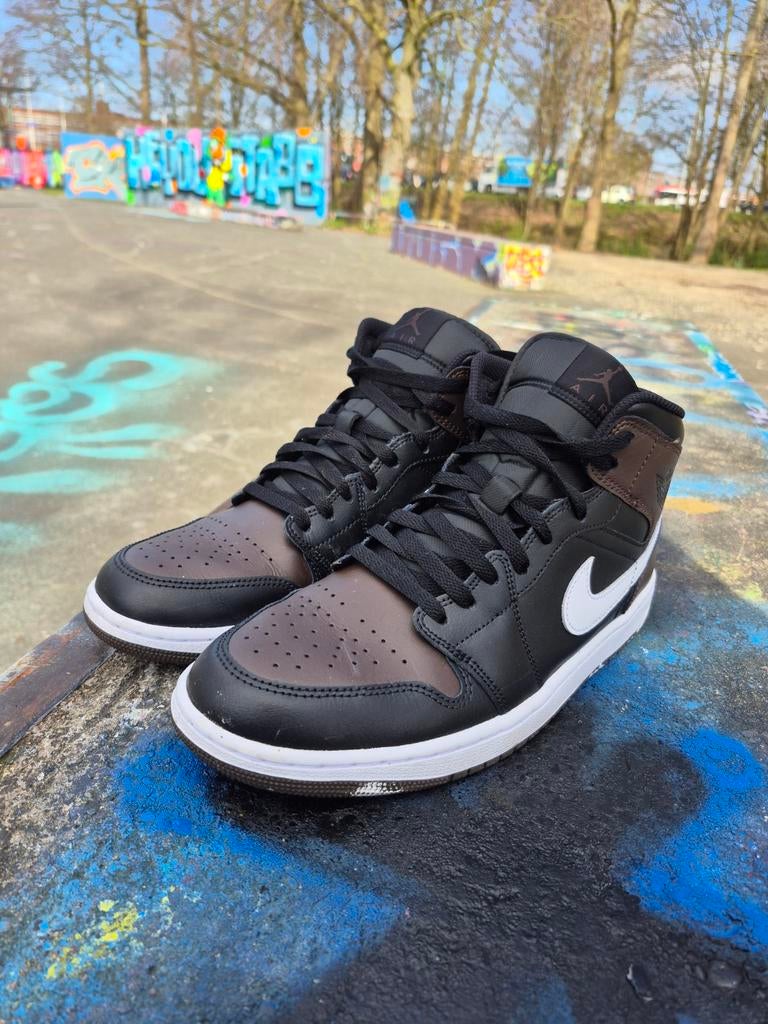 Nike Air Jordan 1 Mid Baroque Brown US10 - Nette Staat, Bruin, Nike, Ophalen of Verzenden, Sneakers of Gympen