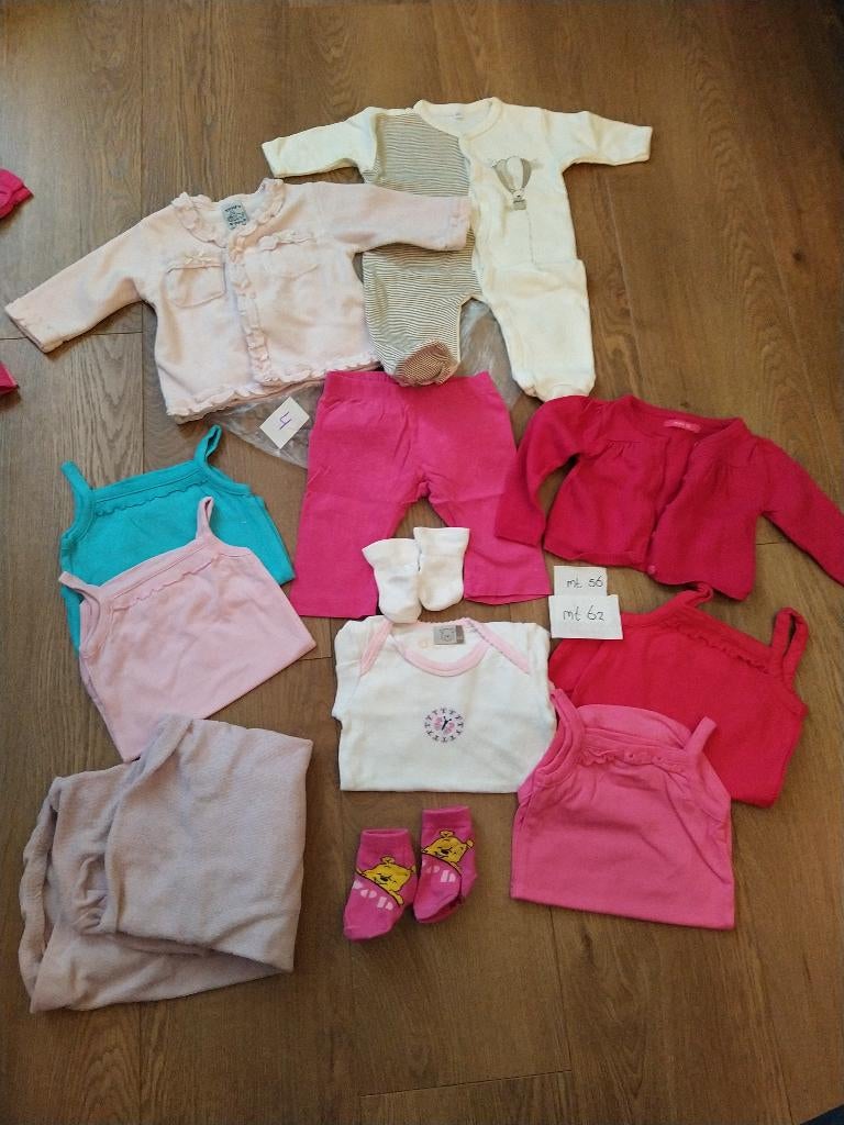 04 - Baby kleding meisje - maat 56 / 62, Kinderen en Baby's, Babykleding | Baby-kledingpakketten, Ophalen of Verzenden, Gebruikt