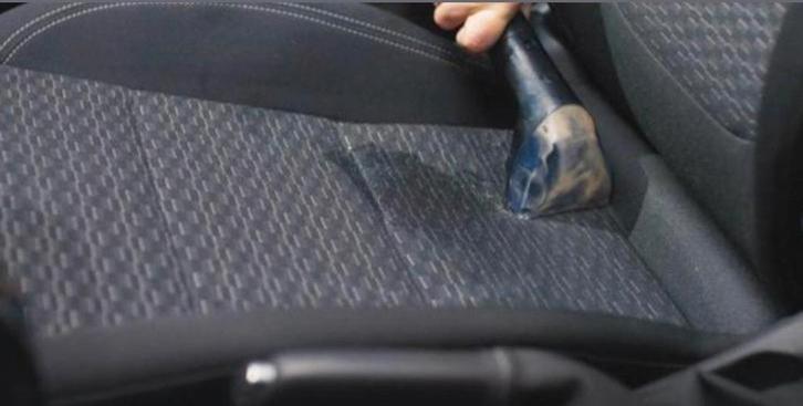 Vlekkenreiniger verhuur 35 euro, Doe-het-zelf en Verbouw, Reinigingsmachines, Nieuw, Schrobmachine, Ophalen of Verzenden