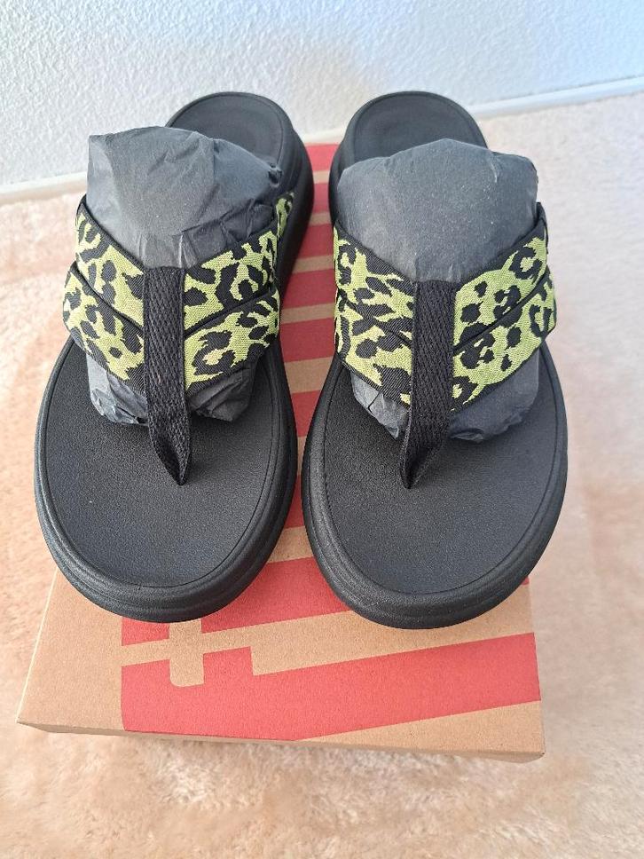FitFlop F-Mode Go Leopard Webbing Strappy - maat 39 NIEUW, Kleding | Dames, Schoenen, Nieuw, Sandalen of Muiltjes, Zwart, Ophalen of Verzenden