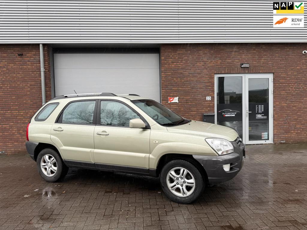 Kia Sportage 2.0 CVVT Executive|AIRCO|NIEUWE APK, Auto's, Kia, 1442 kg, Gebruikt, Zwart, 4 cilinders
