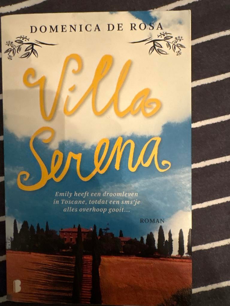 Villa Serena - Domenica De Rosa, Boeken, Ophalen of Verzenden, Gelezen, Nederland