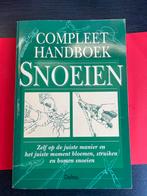 Compleet Handboek Snoeien: Bloemen, Struiken en Bomen, Boeken, Ophalen of Verzenden, Zo goed als nieuw, Tuinieren en Tuinplanten