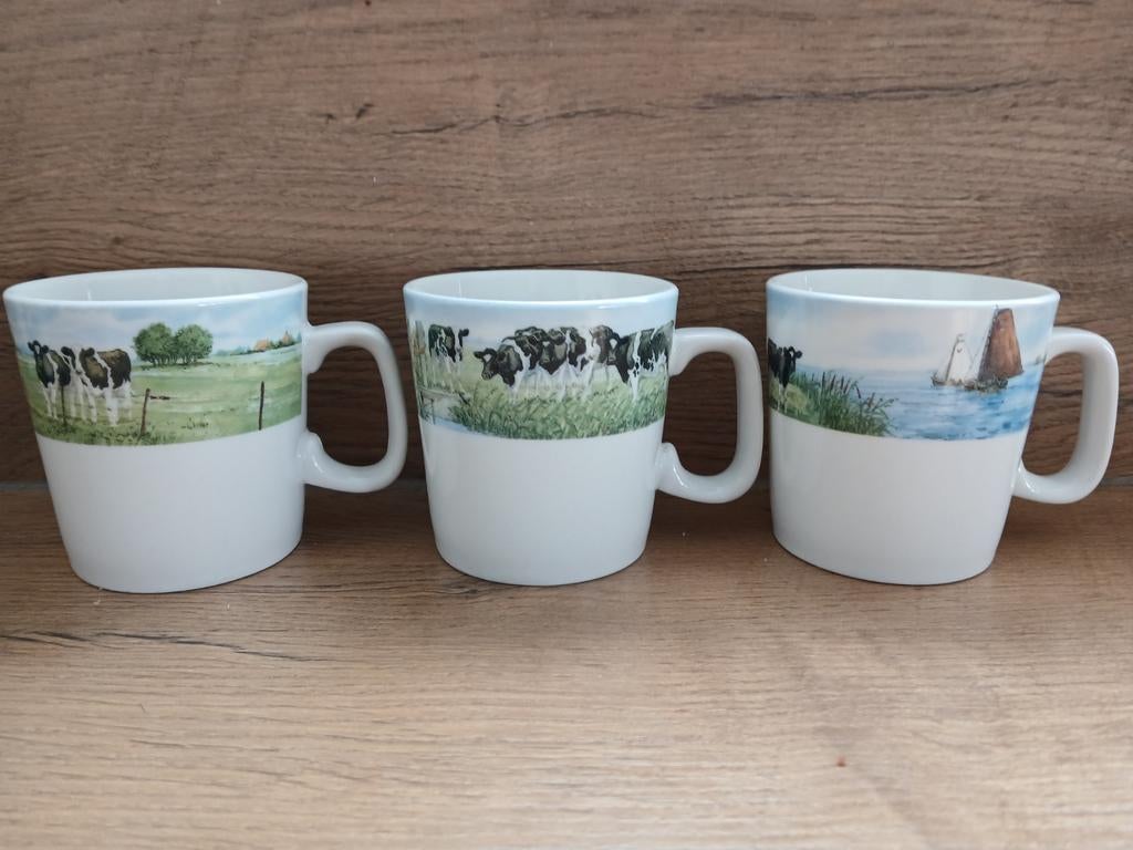 3 verschillende Wiebe van der Zee mokken. Koeien., Nieuw, Ophalen of Verzenden, Overige stijlen, Kop(pen) en/of Schotel(s)