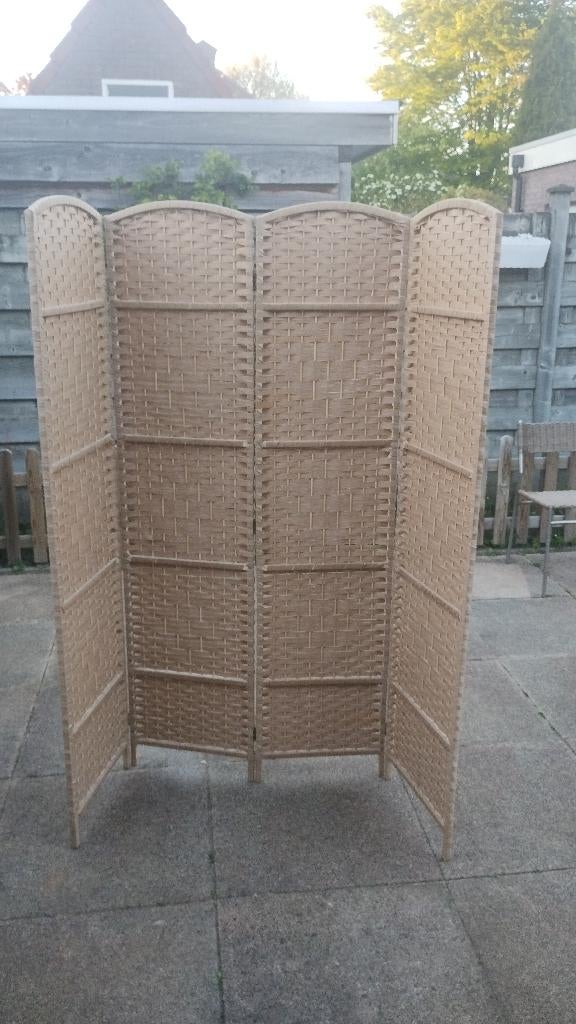 Hey-Sign Akoestische Scheidingswand Room Divider Wave Curved 1 Door Bernadette Ehmanns & Reimund Braun
