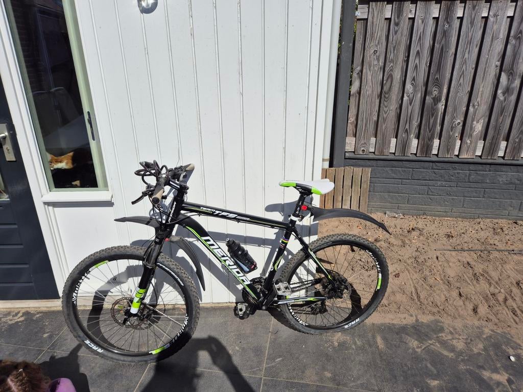 Merida Mountainbike - Perfect voor avontuurlijke ritten, Fietsen en Brommers, Fietsen | Mountainbikes en ATB, Ophalen, Gebruikt