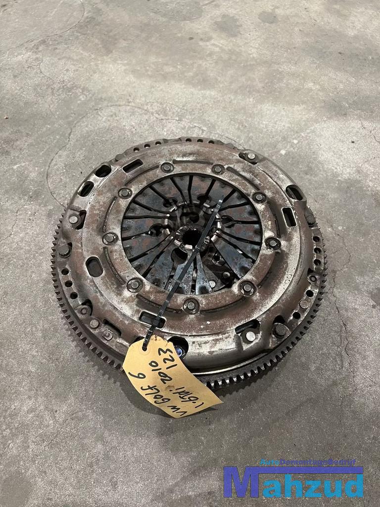 VW GOLF 6 1.6 TDI CAY CAYC Vliegwiel drukgroep, Auto-onderdelen, Gebruikt, Volkswagen, Volkswagen AG, Berliner Ring 2
38440  Wolfsburg, DE