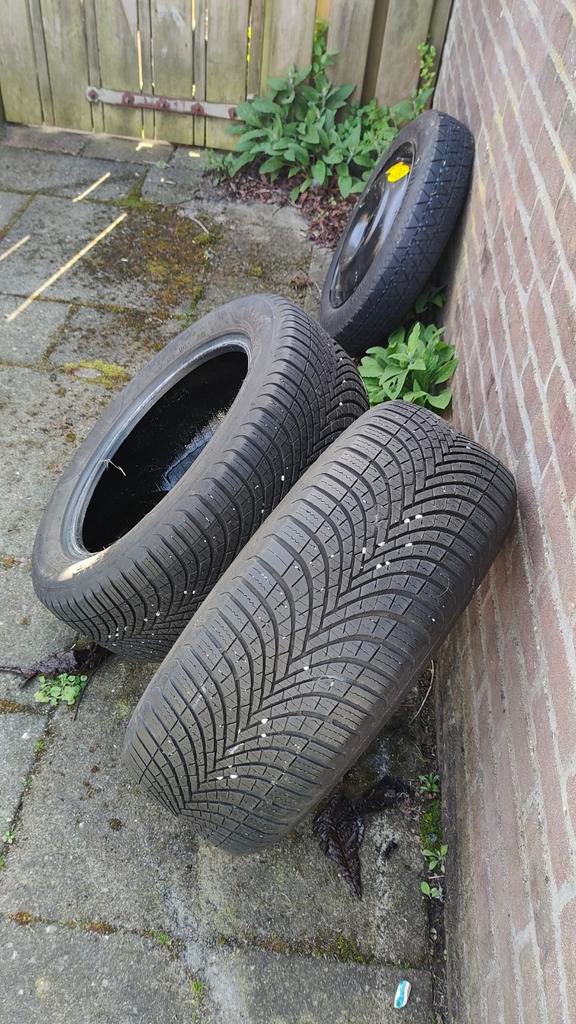 Gebruikte all weather en reservewiel thuiscomertje, Ophalen of Verzenden