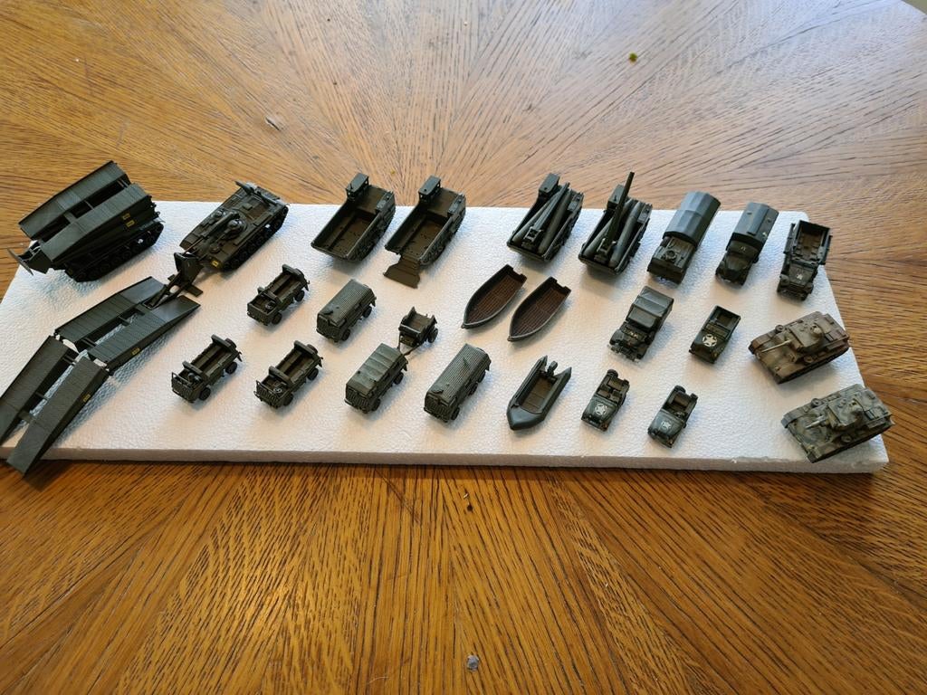 Roco Mini Tanks Collectie - Diverse Militaire Voertuigen, Ophalen of Verzenden, Gebruikt