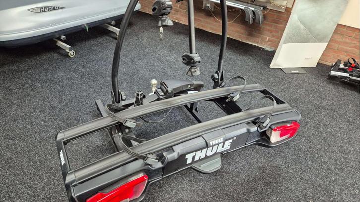 Thule VeloSpace XT 938 fietsendrager black voor 2 e-bikes, Auto diversen, Fietsendragers, Zo goed als nieuw, Trekhaakdrager, 2 fietsen