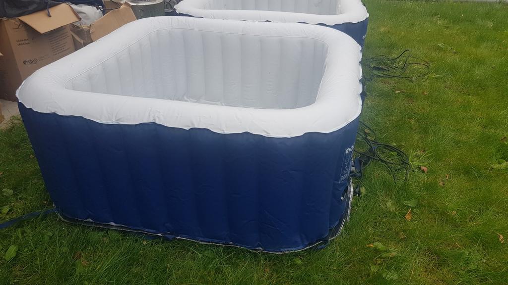 Opblaasbare jacuzzi. Bubbelbad, Tuin en Terras, Bubbelbaden en Hottubs, Ophalen, Gebruikt, Pomp