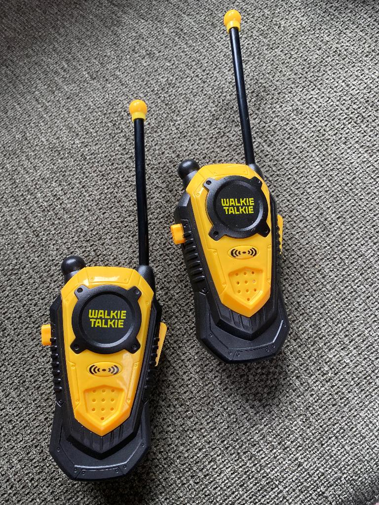 Walkie talkie, Telecommunicatie, Portofoons en Walkie-talkies, Ophalen of Verzenden, Zo goed als nieuw, Minder dan 2 km, Portofoon of Walkie-talkie