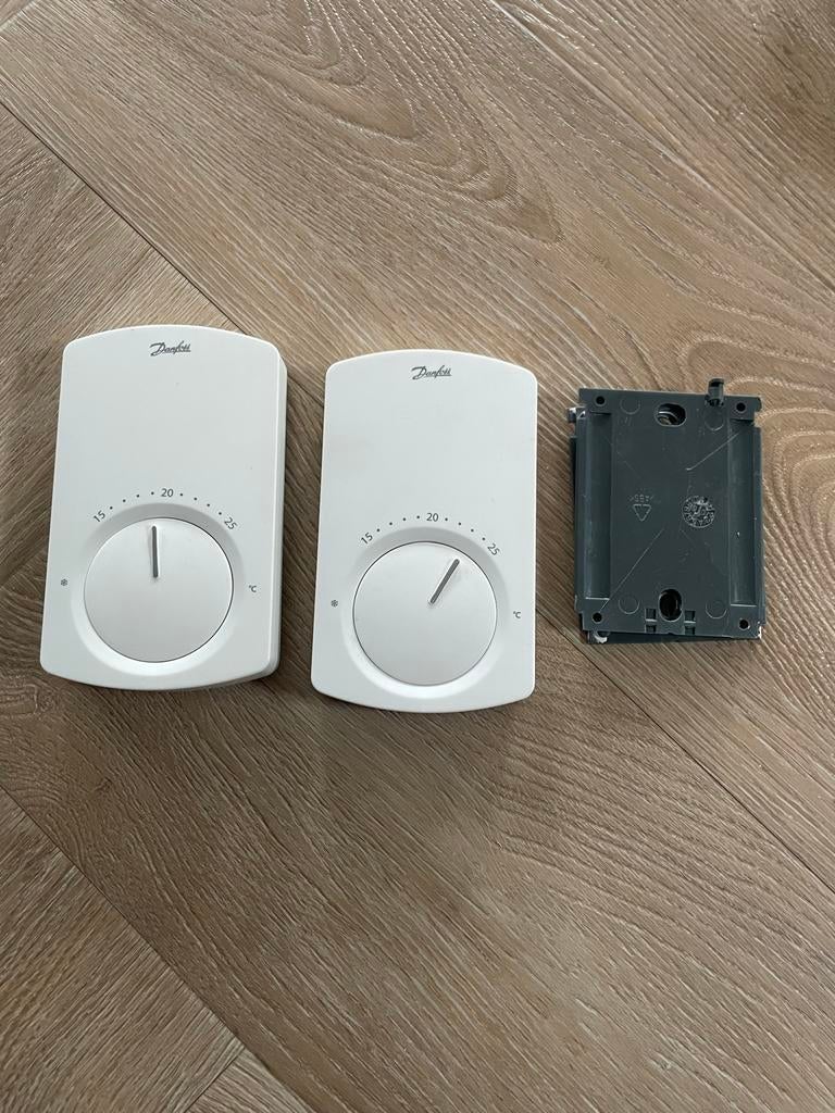 Danfoss CF-RS Kamerthermostaat 088u0210 thermostaat, Ophalen of Verzenden, Zo goed als nieuw