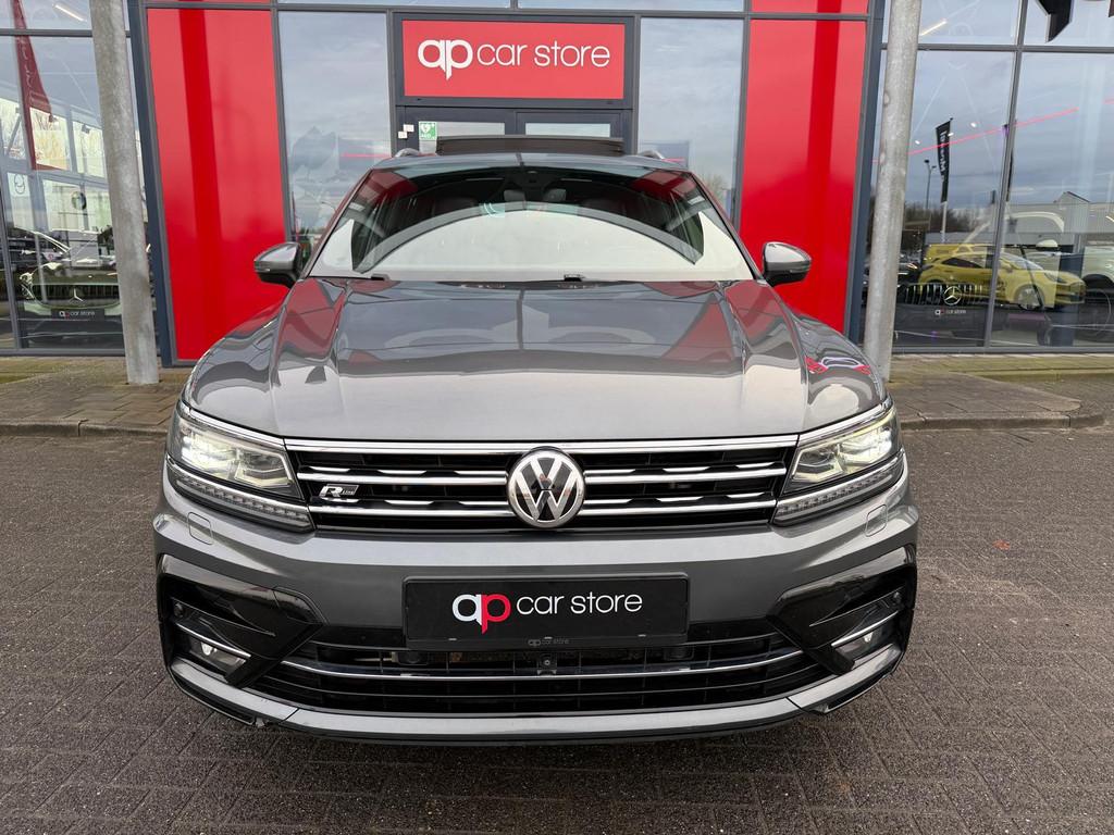 Volkswagen Tiguan 2.0 TSI 4Motion R-Line /Pano /360cam/Trekh, Automaat, Gebruikt, 4 cilinders, 1984 cc