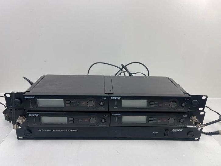 SET SHURE 1x UA844 Antenne Splitter + 4xSLX4 Ontv. €2471,00, Muziek en Instrumenten, Microfoons, Gebruikt, Overige typen, Draadloos