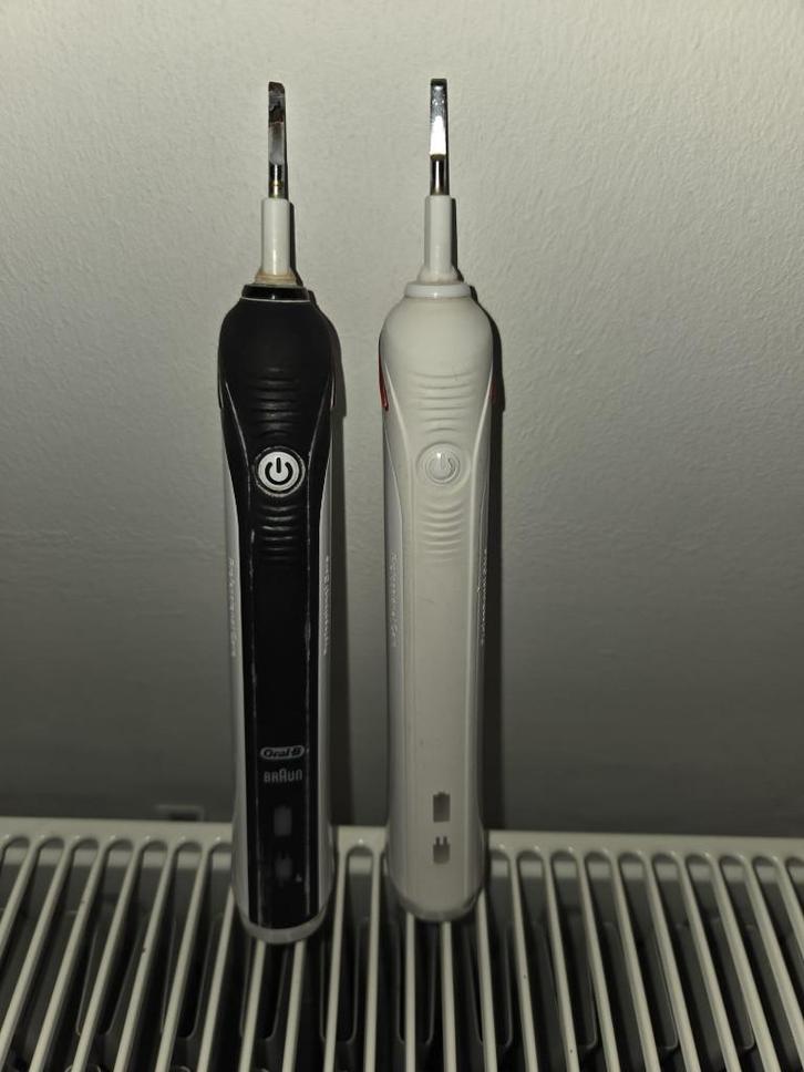 Oral-b pro 2 2900 elektrische tandenborstel duo, Witgoed en Apparatuur, Persoonlijke-verzorgingsapparatuur, Gebruikt, Mondverzorging