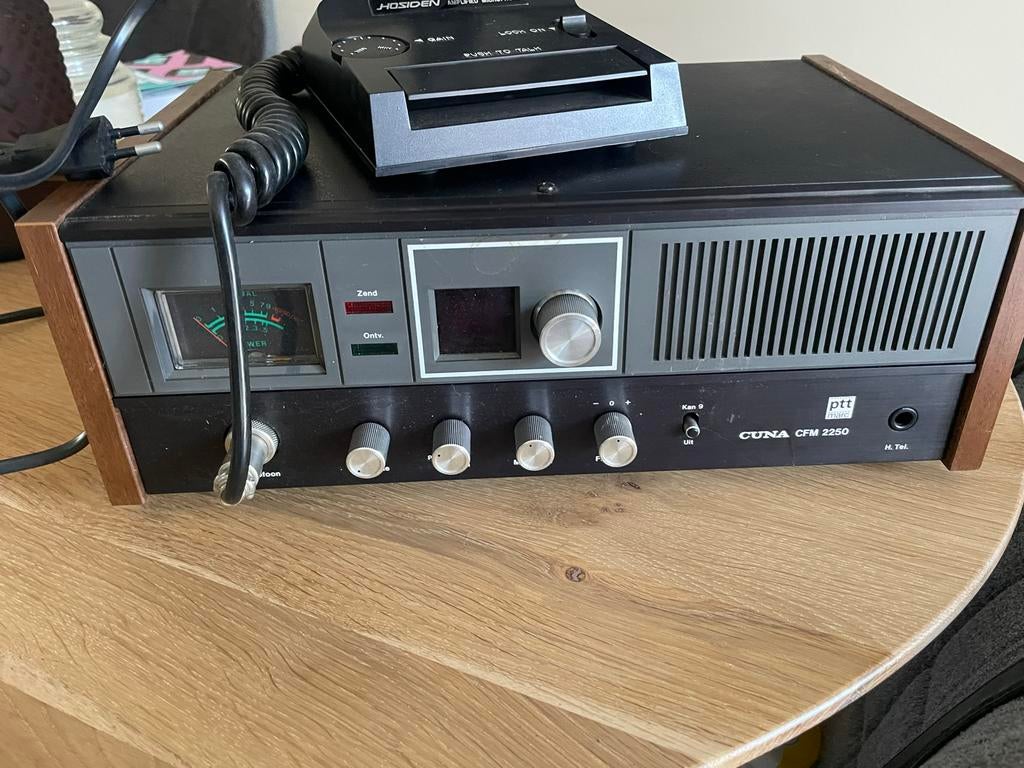 CUNA CFM 2250 CB-Zend/Ontvanger met Microfoon, Telecommunicatie, Ophalen, Gebruikt, Zender en Ontvanger