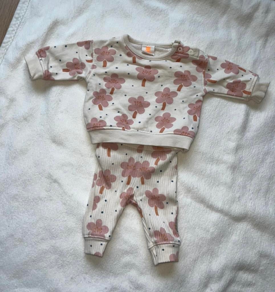 Een tas babykleding maat 56 met een paar maat 50., Kinderen en Baby's, Babykleding | Maat 56, Ophalen of Verzenden, Zo goed als nieuw