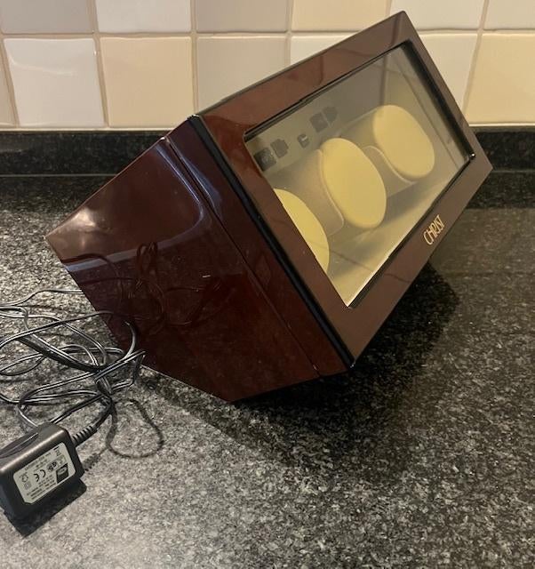 Watchwinder, geschikt voor 3 automatische horloges, Ophalen of Verzenden, Gebruikt, Overige materialen, Overige merken