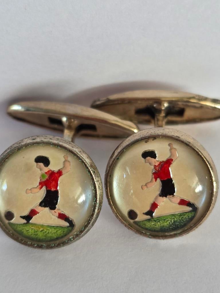 Belfiore Manchetknopen Voetballer Emaille - 8.30g, 1.55cm, Sieraden, Tassen en Uiterlijk, Manchetknopen, Gebruikt, Overige materialen