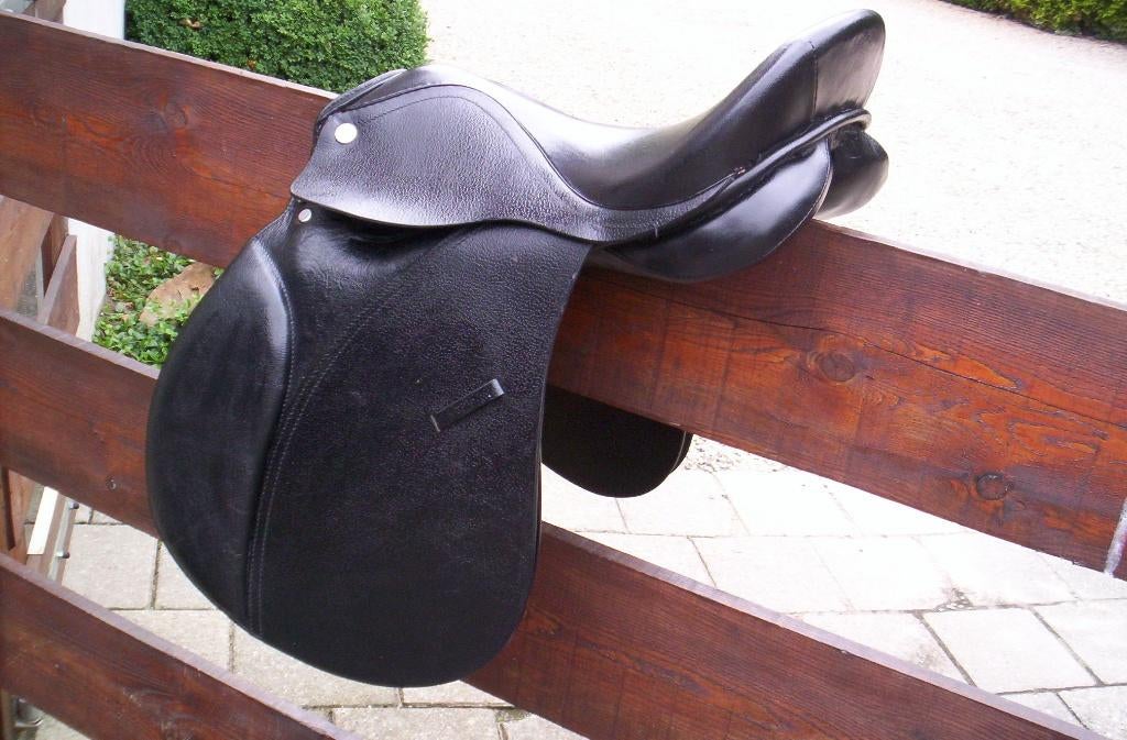 Ponyzadels voor grotere pony 2 stuks, Ophalen, Gebruikt, Overige soorten