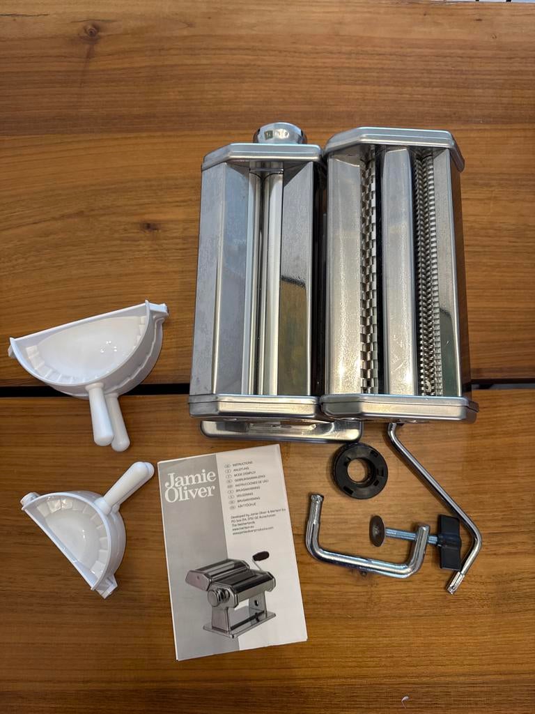 Jamie Oliver Pastamachine - Zo goed als nieuw met ravioli vo, Ophalen, Zilver, Zo goed als nieuw, Metaal