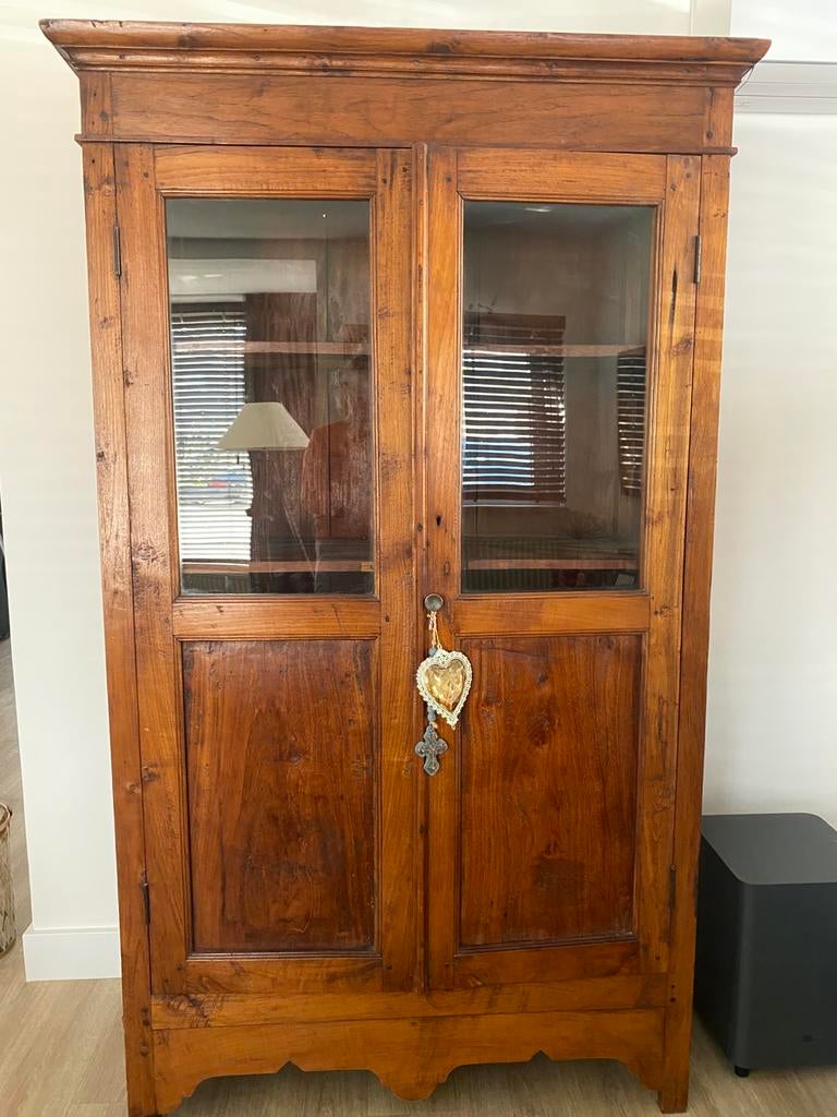 Teak hout kast, Ophalen