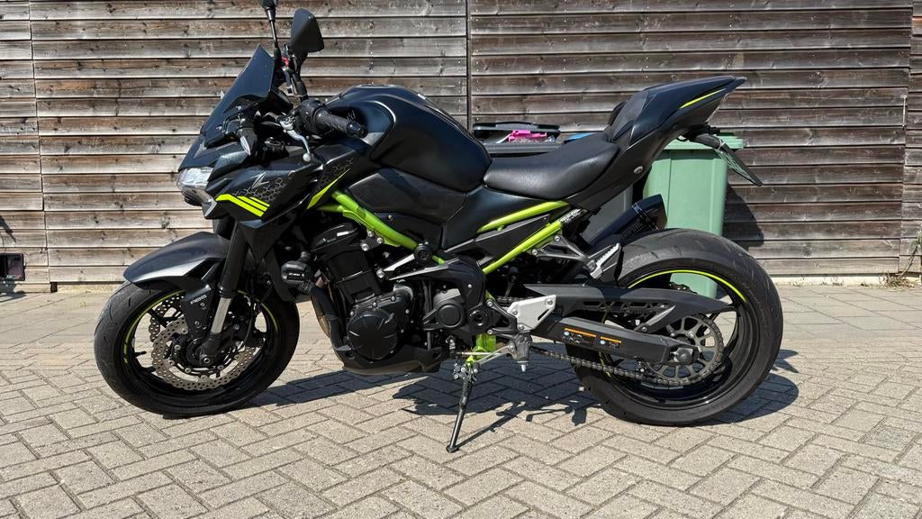 Kawasaki Z900 Naked Bike - Sportief en Krachtig, Motoren, 4 cilinders, Motorrijbewijs A, Meer dan 35 kW, ABS