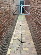 Opvouwbare muziekstandaad, Ophalen, Gebruikt, Artiest of Componist, Populair