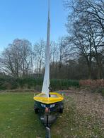 Complete Zeilboot met trailer en buitenboordmotor -Vaarklaar, Watersport en Boten, Open zeilboten, Ophalen, Gebruikt, Overige typen