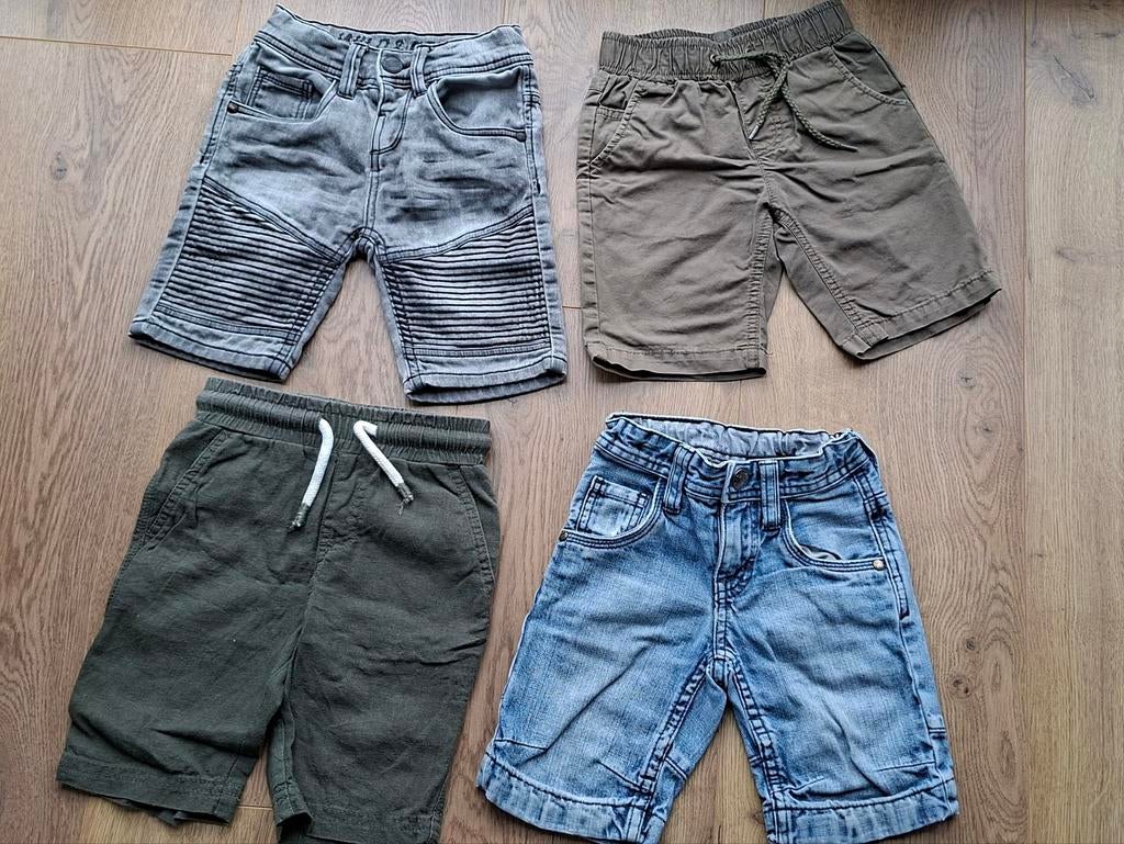 4 korte broeken mt 98/104, Ophalen, Maat 98