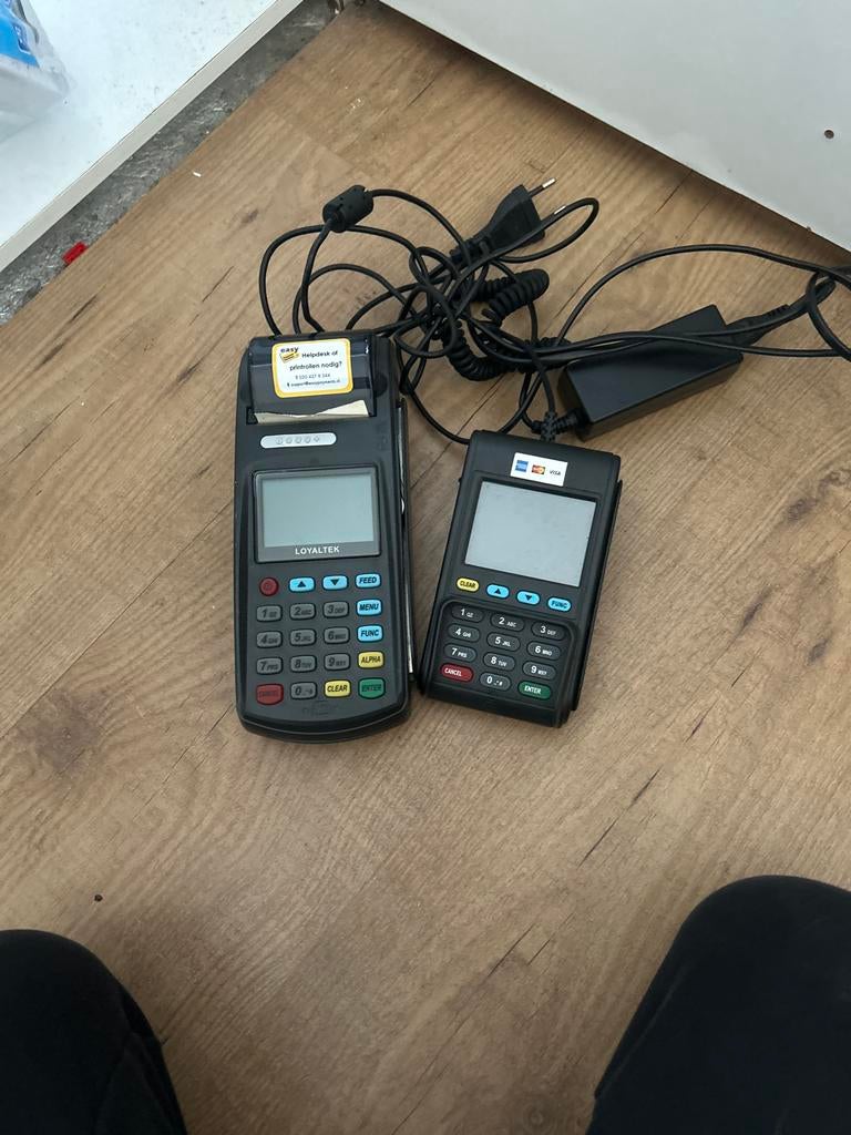 Loyaltek en Easy Payments pinautomaten, Ophalen