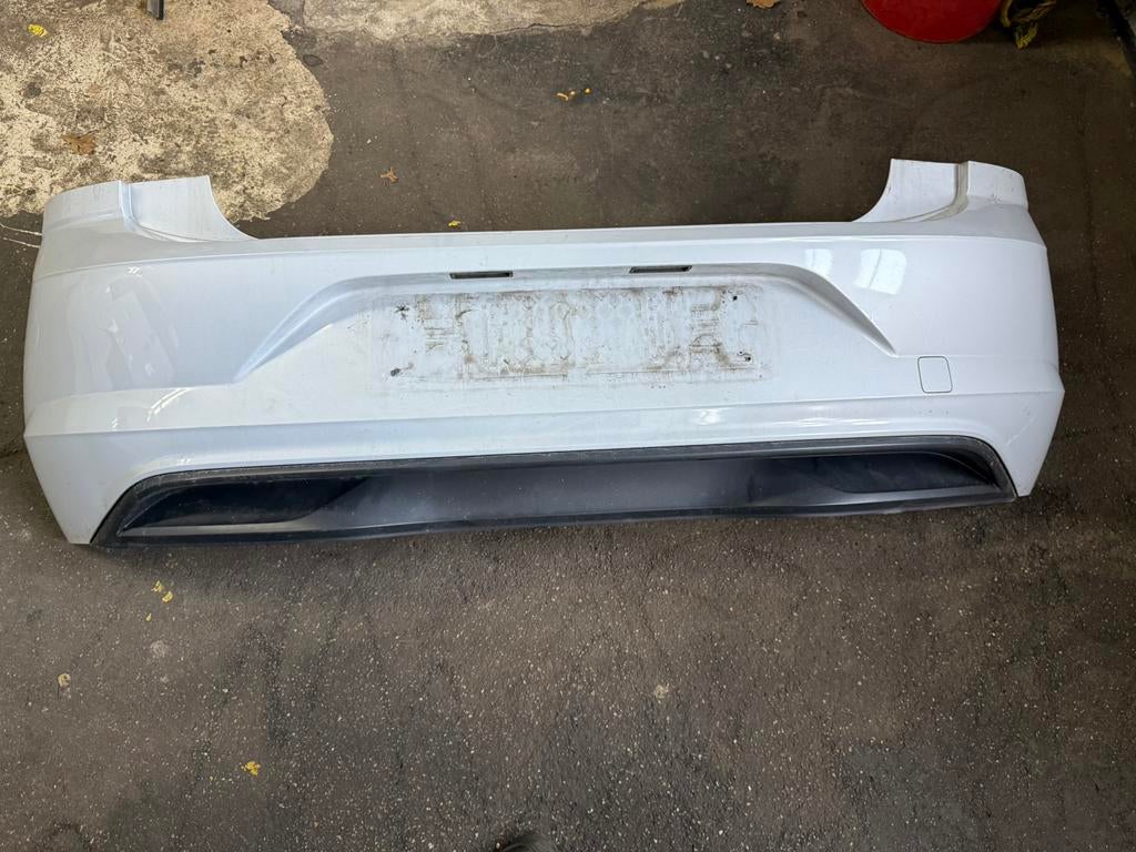 Polo 2g achterbumper lb9z White Silver Metallic, Auto-onderdelen, Ophalen