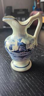 Klein kannetje, handbeschilderd, molen, Delft stijl, Antiek en Kunst, Antiek | Keramiek en Aardewerk, Ophalen
