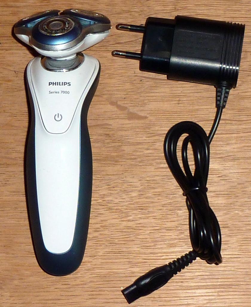 Philips Philishave 7000 Serie, Ophalen of Verzenden, Refurbished, Scheren en Epileren