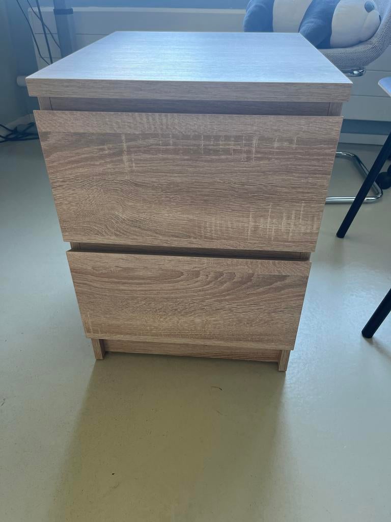 JYSK Limfjorden Nachtkastje met 2 lades - Zo goed als nieuw, Huis en Inrichting, Kasten | Ladekasten, Minder dan 50 cm, 1 of 2 laden