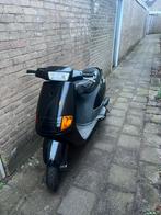 Piaggio SKR125, Fietsen en Brommers, Scooters | Piaggio, Ophalen, Zo goed als nieuw, Overige modellen